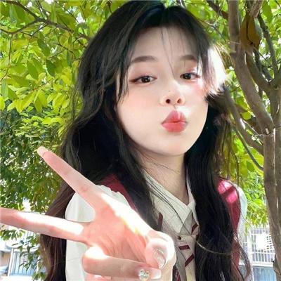 我和他都是新郎。